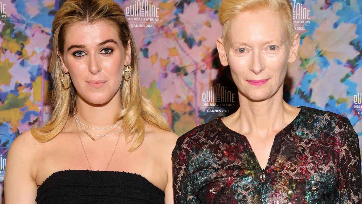 Tilda Swinton Arrives at Chanel Couture Hand-in-Hand With Daughter