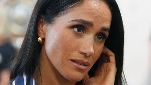 meghan markle s estranged dad thomas 81 ready to wed nurse who s just two years