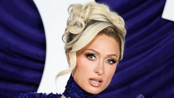 paris hilton stuns fans with brunette throwback as cult horror musical repo the