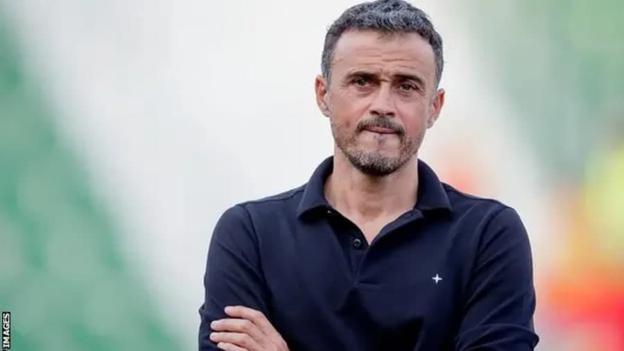 the 30 minute fitness rule that keeps psg boss luis enrique in incredible shape